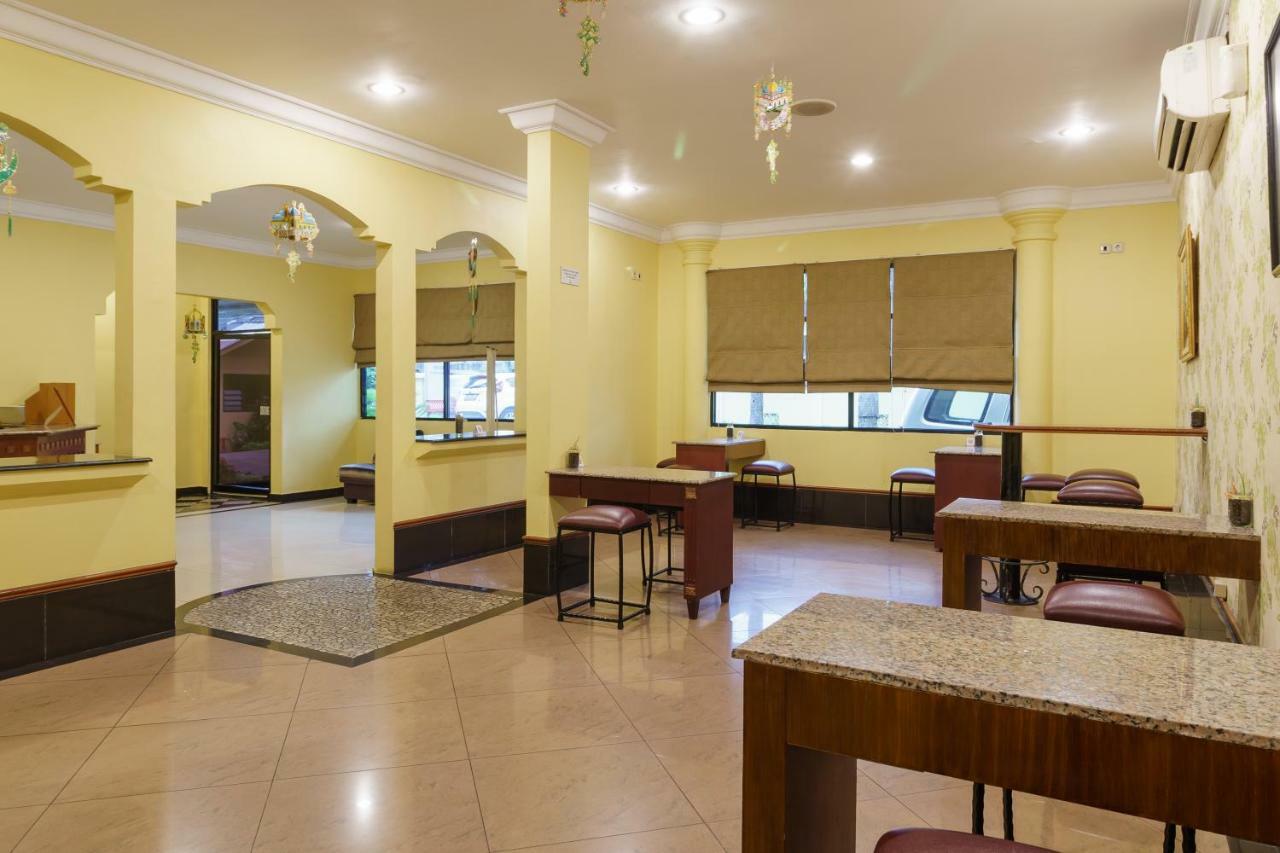 Reddoorz Plus Near Ancol Jakarta Eksteriør billede